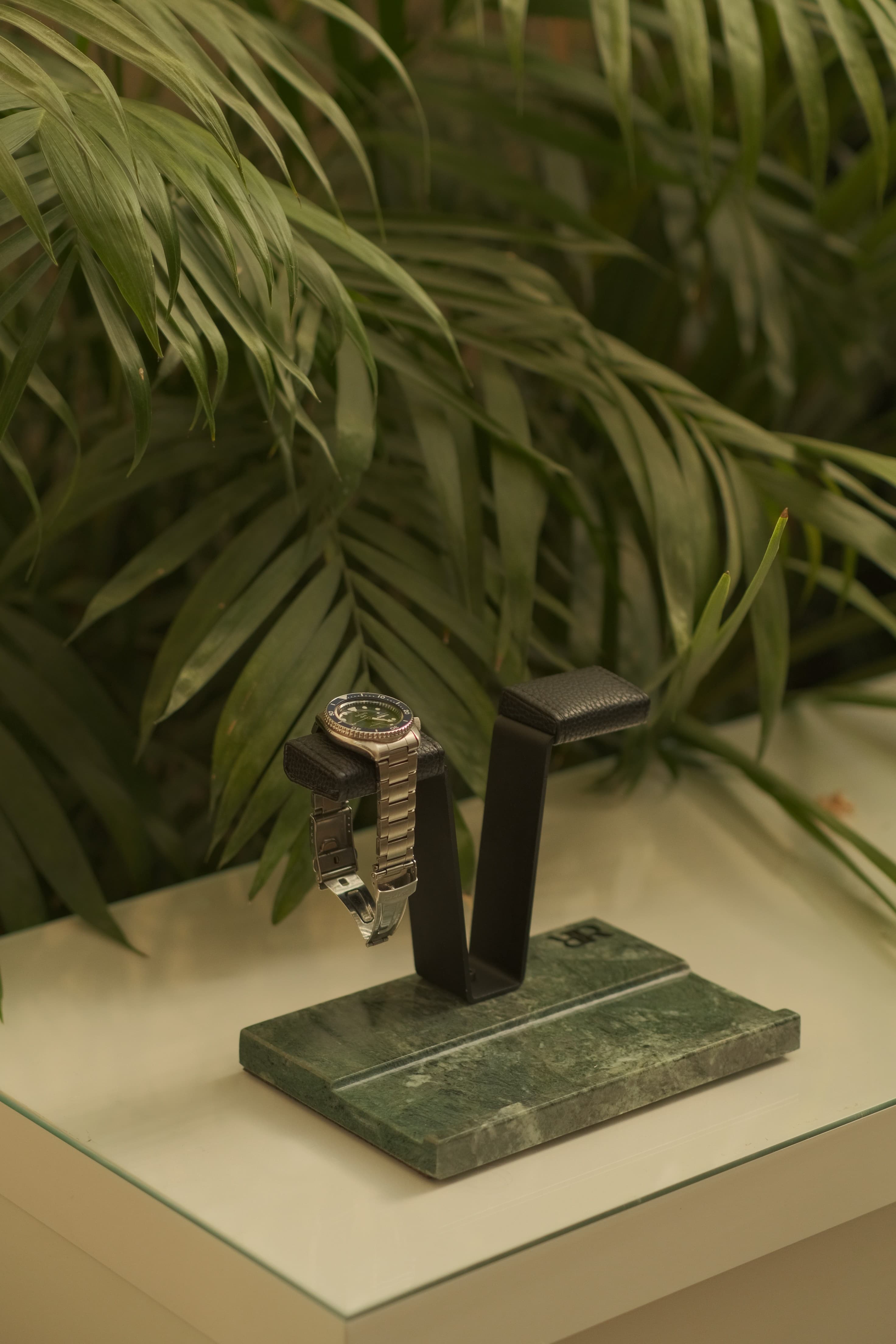 Verde Watch stand product image 2